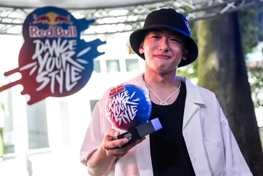 REAL AKIBA BOYZメンバー高校生ダンサー「龍」が『Red Bull Dance Your Style Japan Final ...