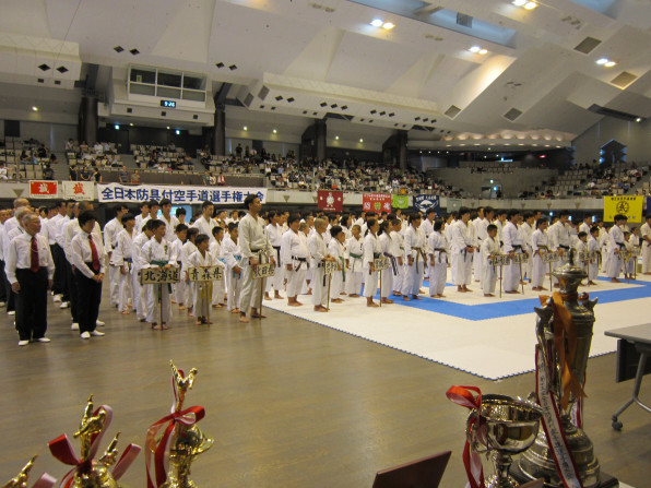 大会結果 第53回 全国防具付空手道選手権大会 Jkf Renbukai 全日本空手道連盟錬武会