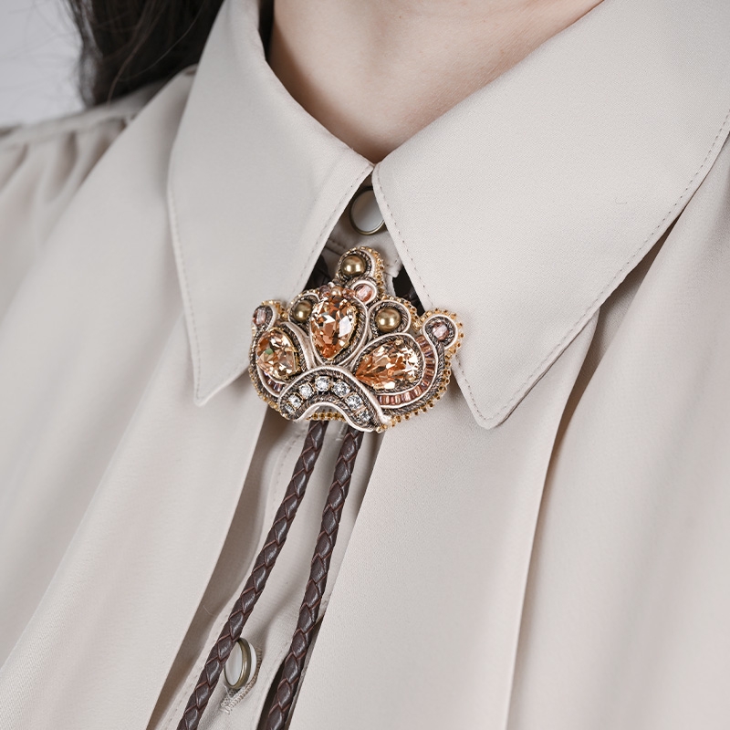 煌めく王冠のループタイ | NO.S PROJECT BLOG