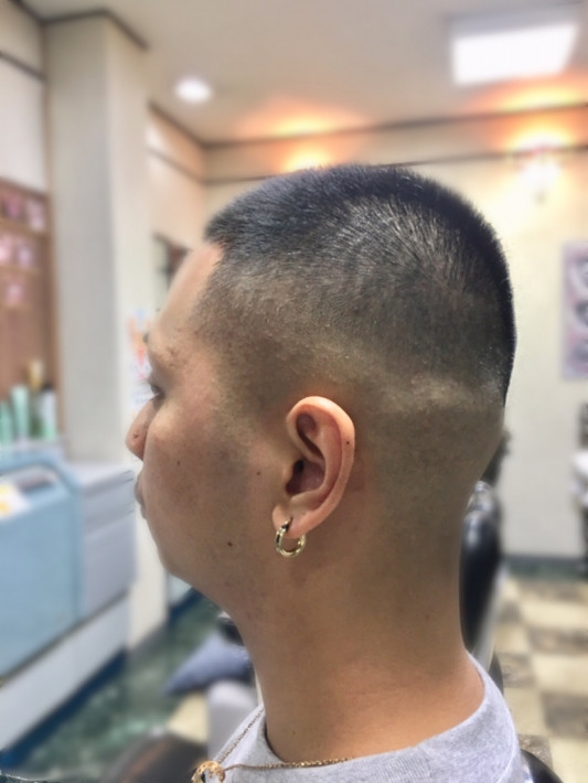 Buzzcut現代風スポーツ刈り 足立区保木間 ヘアーサロン ダイヤ Buzzcut現代風スポーツ刈り 足立区保木間 ヘアーサロン ダイヤ