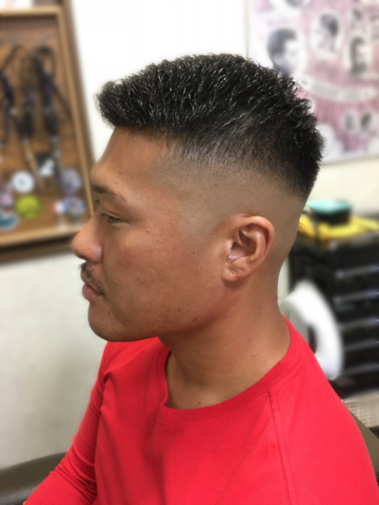 アイロンパーマ Skin Fade 足立区保木間 ヘアーサロン ダイヤ アイロンパーマ Skin Fade 足立区保木間 ヘアーサロン ダイヤ