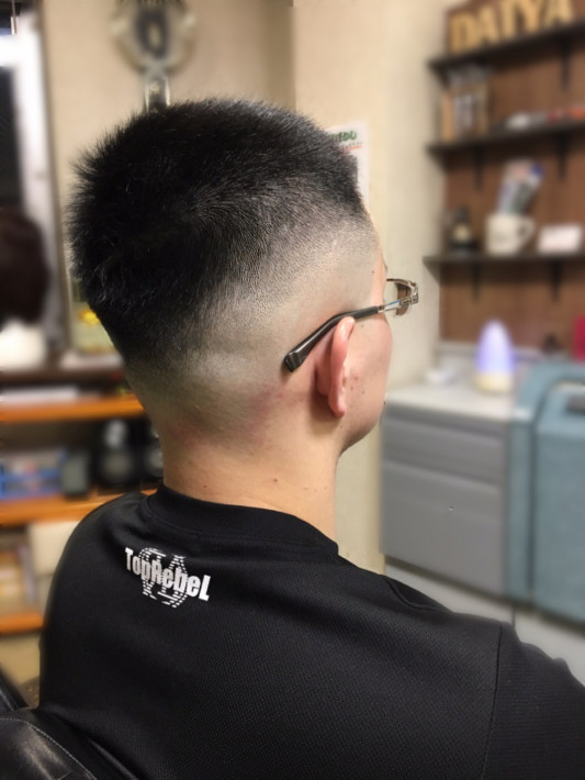 現代風スポーツ刈り 足立区保木間 ヘアーサロン ダイヤ 現代風スポーツ刈り 足立区保木間 ヘアーサロン ダイヤ