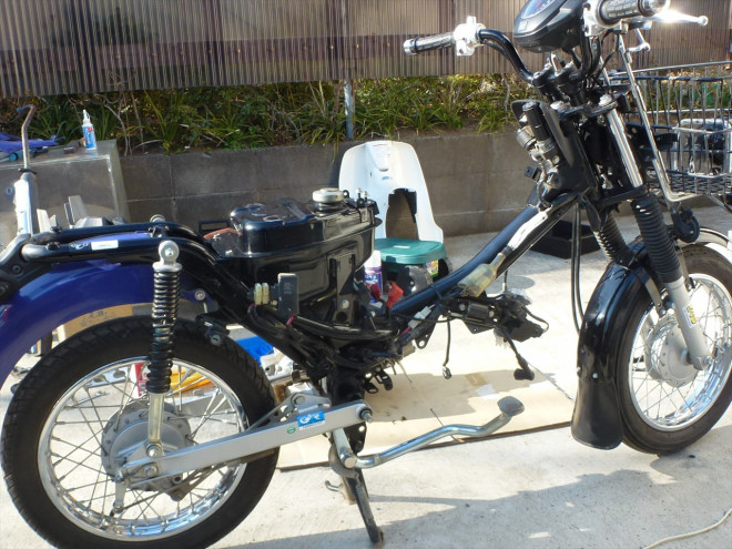 カブ110 Ja07 エンジン降ろし Motorestmus