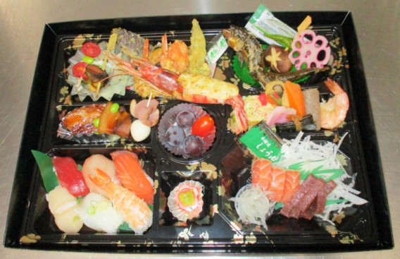 傘寿のお祝い 80歳 季節料理 仕出 季さら月