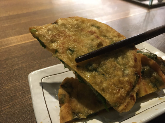 当店自慢の北信の味 ニラせんべい 21年6月第4週目の水曜日 新夜食堂エニシング
