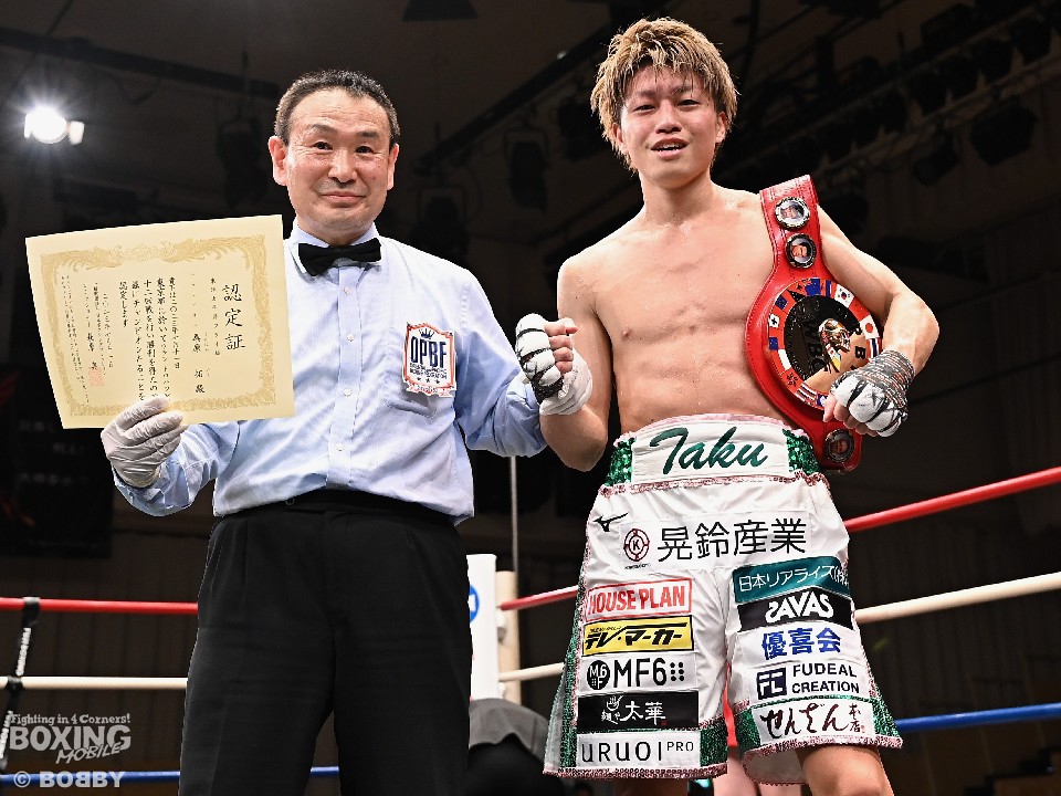 見どころ！］ユーリ阿久井政悟 vs.桑原拓 | 東日本ボクシング協会