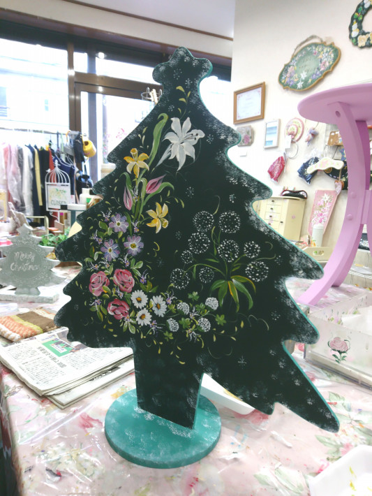 トールペイント(ローズマリング)クリスマスツリー 愛する