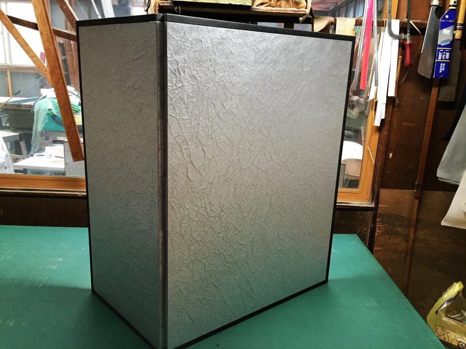 伝統工芸青山スクエア展示屏風 | 京都で襖、障子、額装、屏風、掛け軸