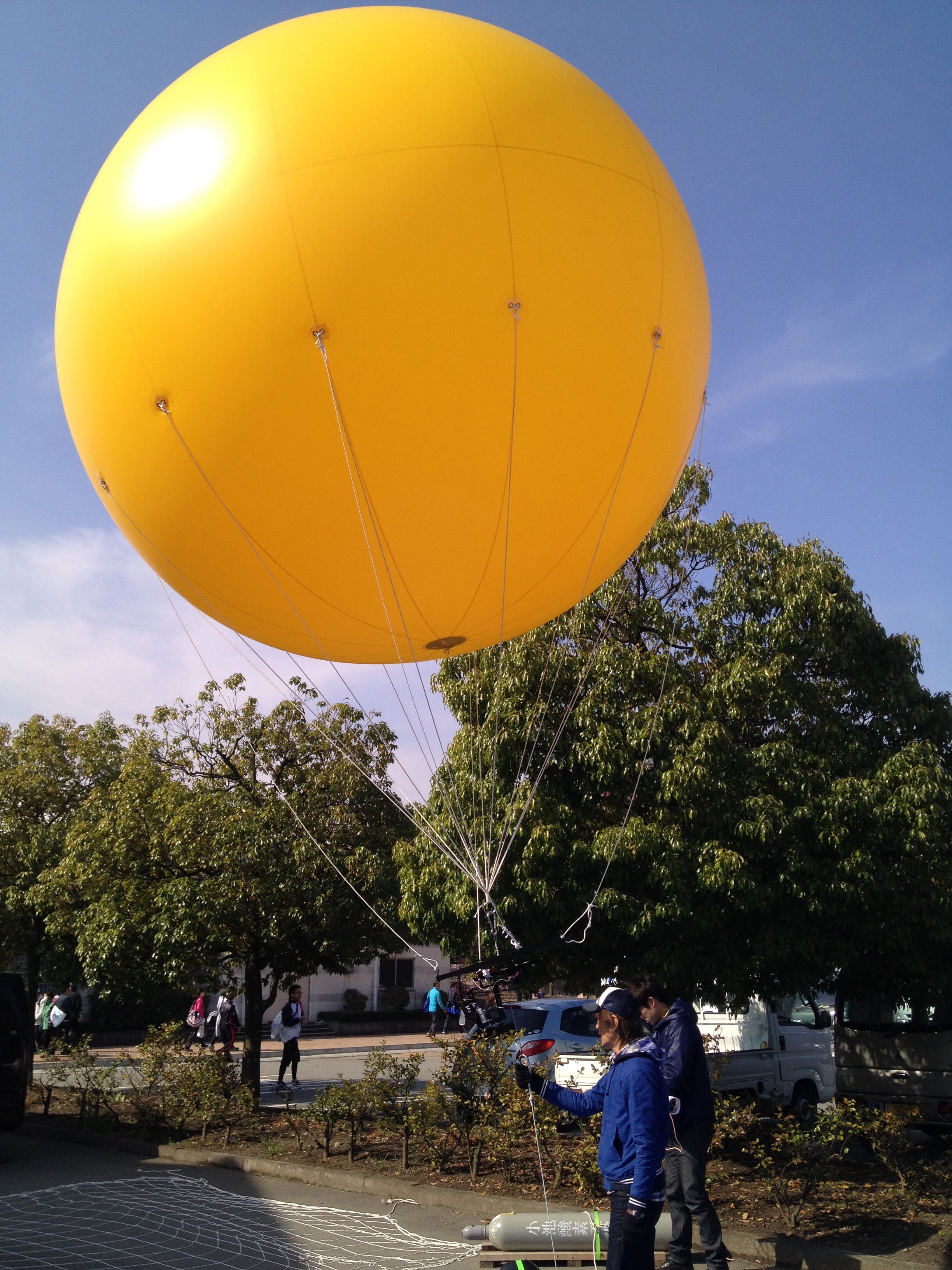 飛行船型アドバルーン 副業にしてみませんか？