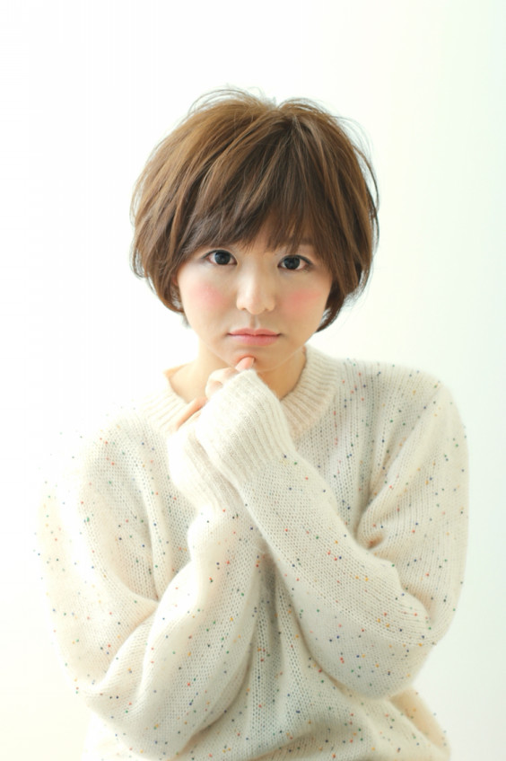 横顔美人の大人かわいいショートボブ けんじ S Ownd