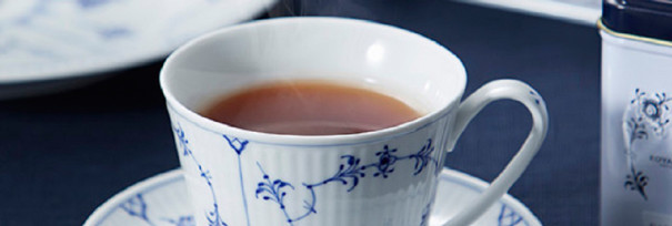 ロイヤル コペンハーゲン こだわりの紅茶 コーヒ にクッキーを添えて Adelie Mikke ロイヤル コペンハーゲン こだわりの紅茶 コーヒ にクッキーを添えて Adelie Mikke
