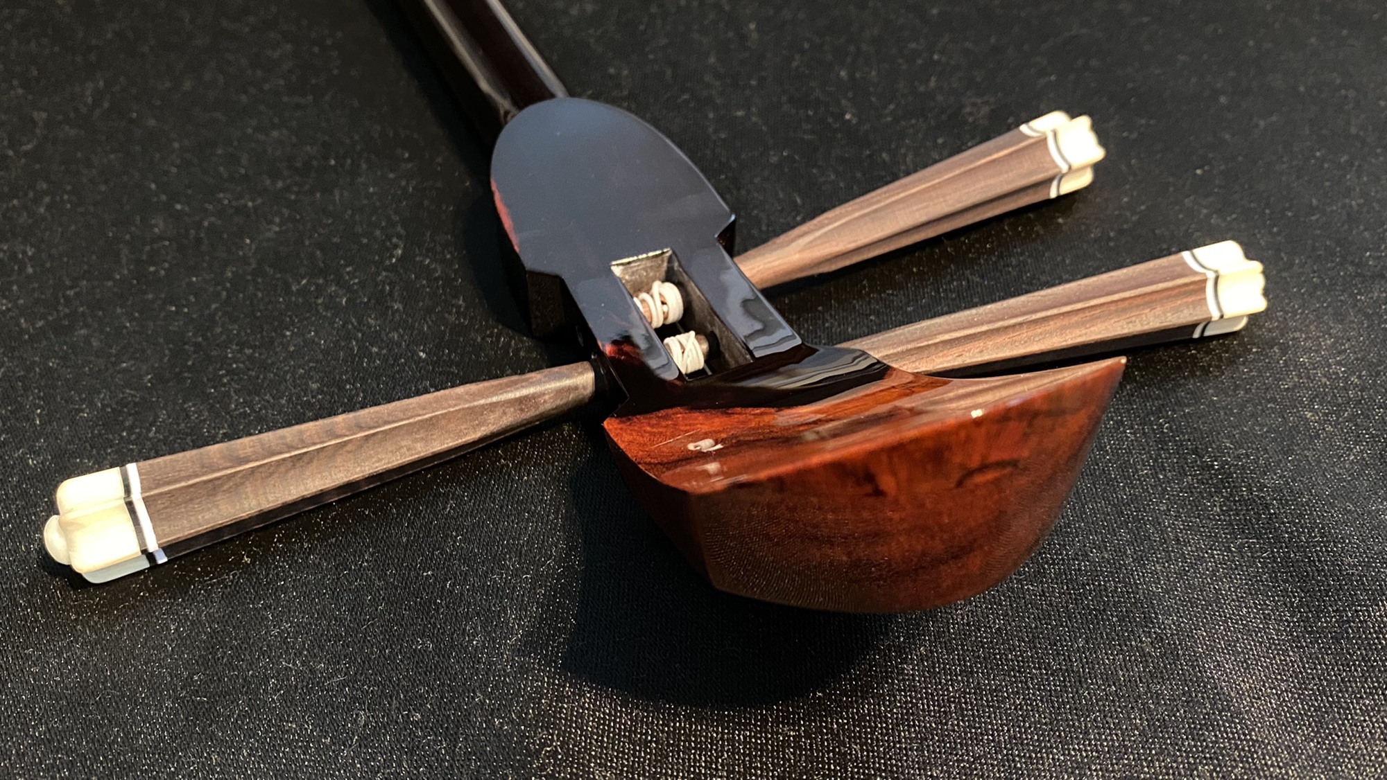 沖縄三線山原名護黒木ウジラミ【内間直樹作銘入】小与那型三線両面本