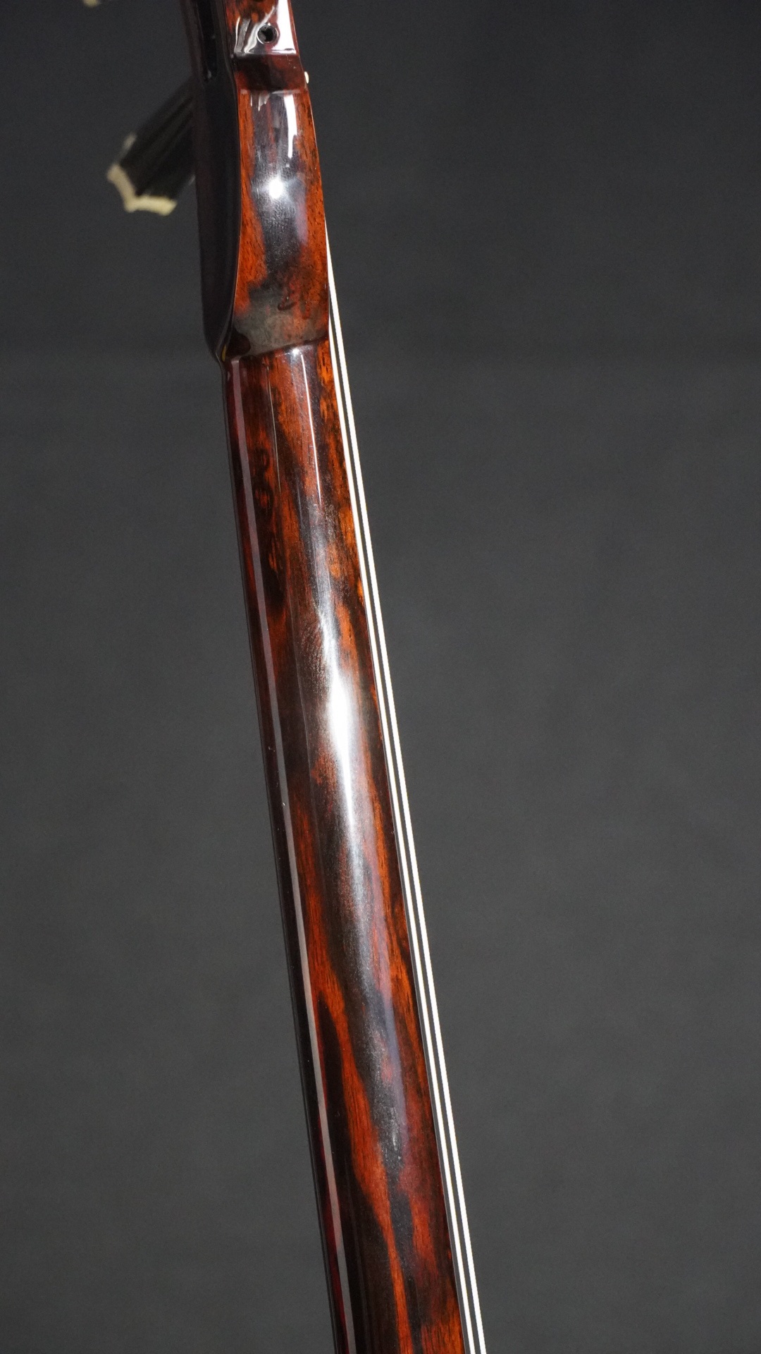 斑紋」八重山黒木ウジラ 三線信仰 1967年友へ贈った真壁型 | 胴巻屋