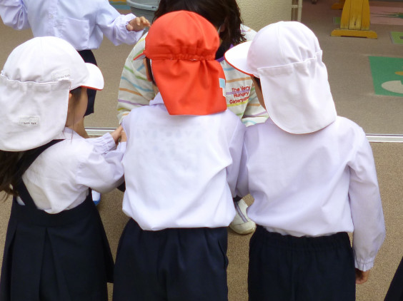 ダンゴムシのお家 1 箱崎幼稚園 ダンゴムシのお家 1 箱崎幼稚園