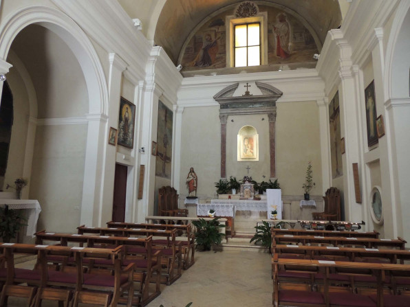 ドミネ クオ ヴァディス教会 Chiesa Del Domine Quo Vadis Edicolanteのイタリア小さな可愛い街の旅行記とコラム ドミネ クオ ヴァディス教会 Chiesa Del Domine Quo Vadis Edicolanteのイタリア小さな可愛い街の旅行記とコラム