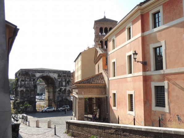 ヴェラブロ Velabrum Edicolanteのイタリア小さな可愛い街の旅行記とコラム