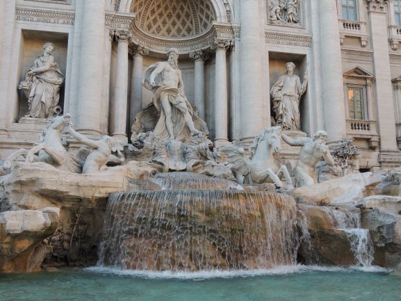 トレビの泉 Fontana di Trevi | EDICOLANTEのイタリア小さな可愛い街の 