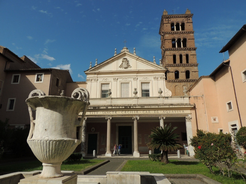 サンタ チェチリア イン トラステヴェレ聖堂 Edicolanteのイタリア小さな可愛い街の旅行記とコラム