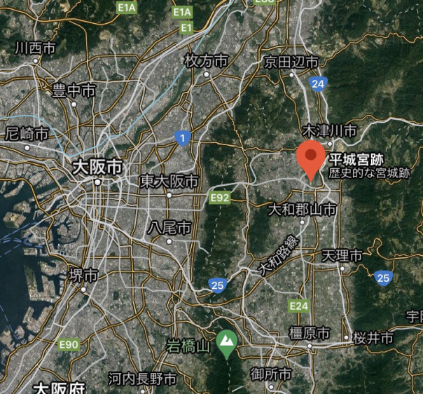 ６番 冬の宮中で感動 大伴家持 中川知浩のオンライン五色百人一首教室