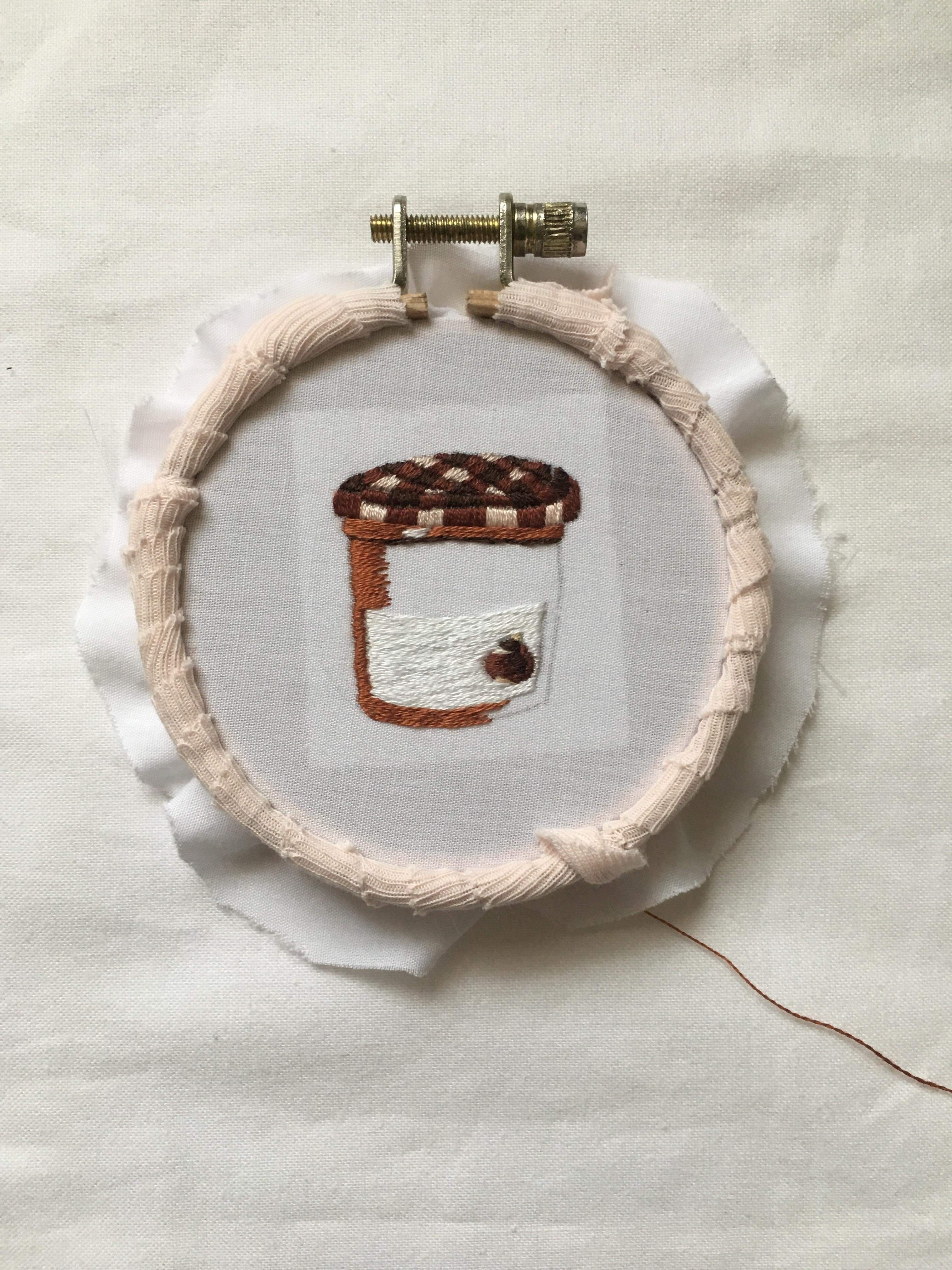 LUXURY NEEDLEPOINT FROM LONDON 刺繍 角テーブル LUXURY NEEDLEPOINT FROM LONDON 刺繍 角テーブル